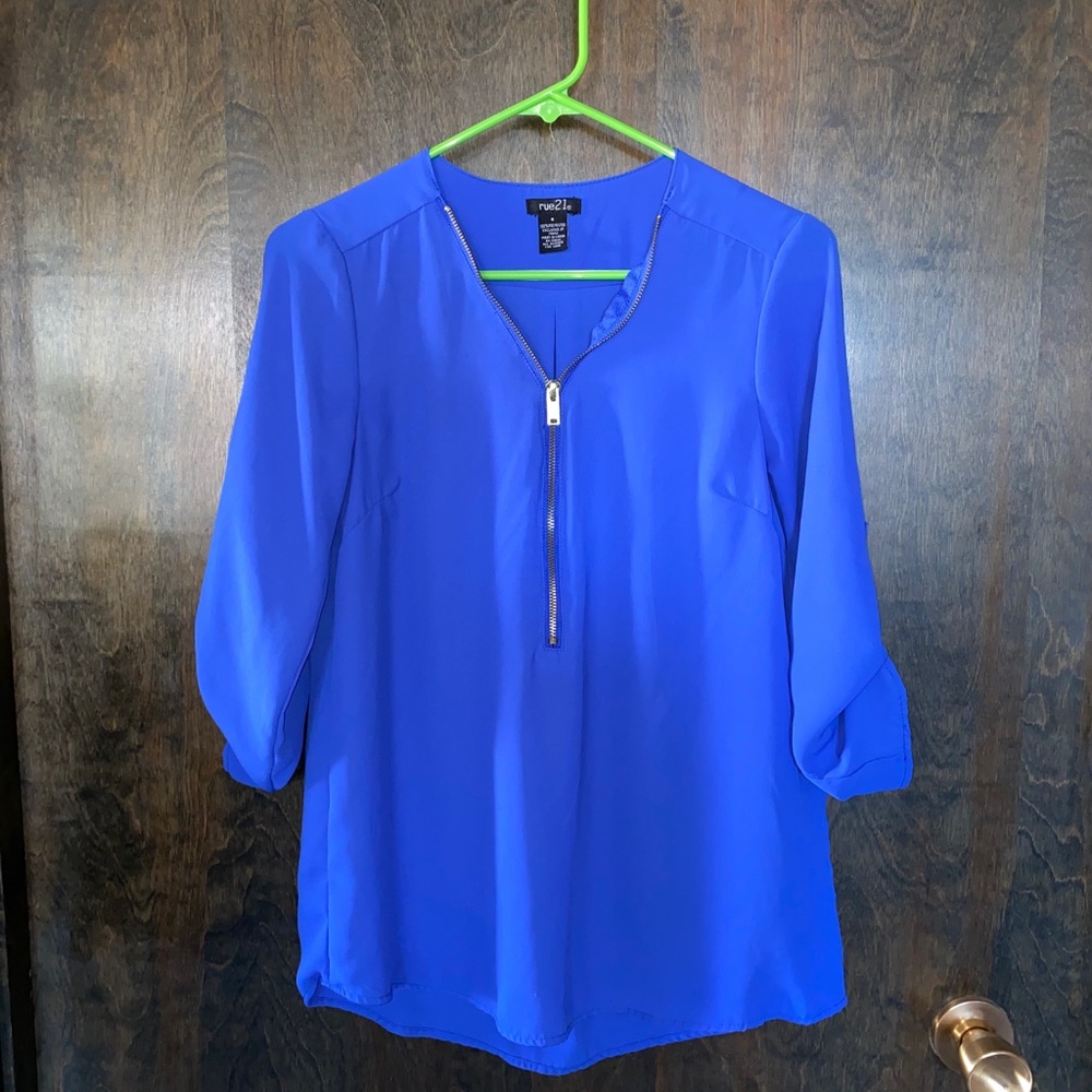 Beautiful Blue Rue 21 Dress Shirt 👚